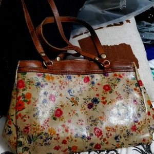 Patricia Nash purse floral